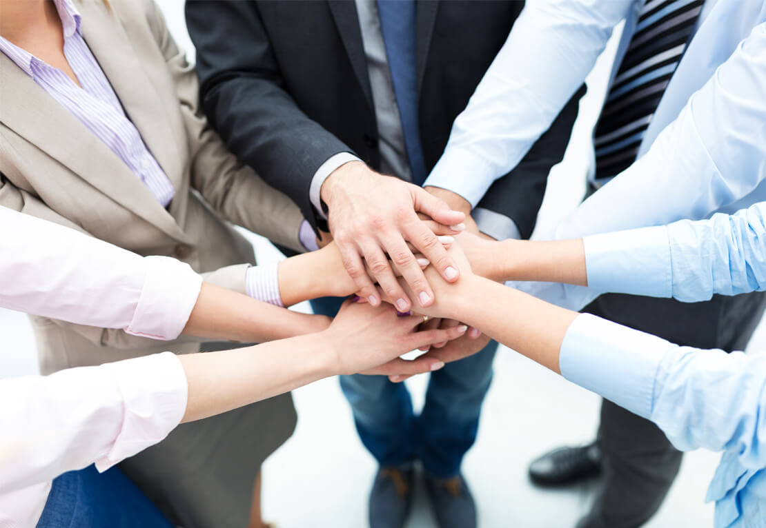 Teamwork Helps in Enhancing Productivity Teamwork Helps in Enhancing Productivity